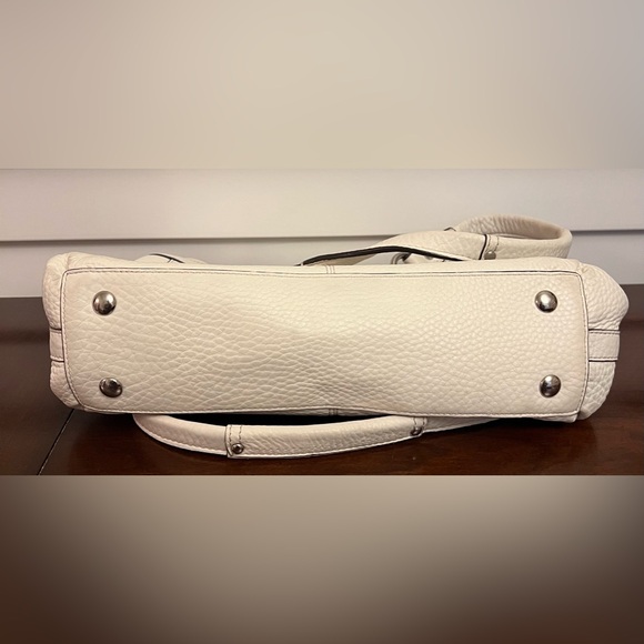 Sold - Picture 7 of 8